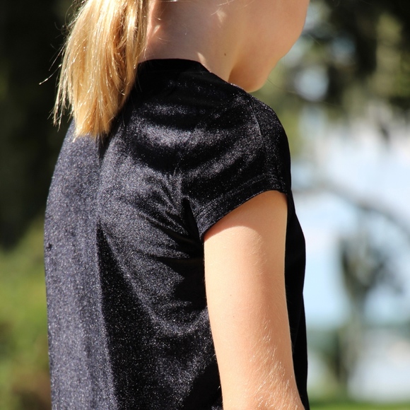 p.s. from Aeropostale Black Short-Sleeve Velvet Shirt with Flutter-Edge - Picture 4 of 8